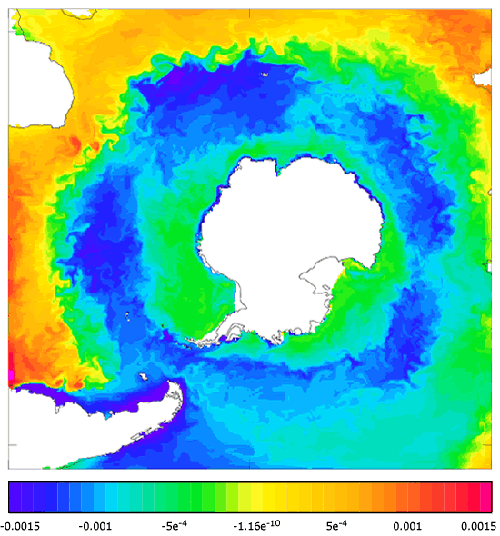 FOAM salinity at 5 m for 01 August 2004